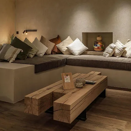 Couleur Basilic 4* 罗什福尔