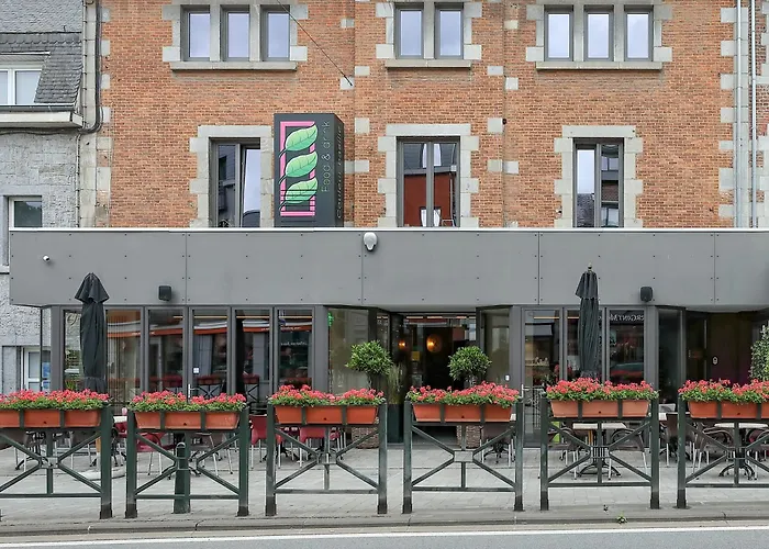 Ξενοδοχείο με διαμερίσματα Couleur Basilic 4*